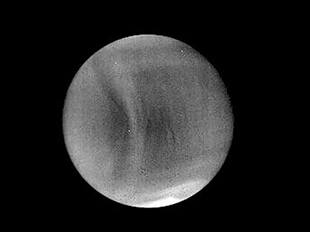 金星の大気高速周回、原因は熱が生む波 探査機あかつきで解明
