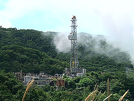 サイエンスニュース2012（特集） シリーズ地熱発電 熱おびる地熱発電開発（2012年10月24日配信）