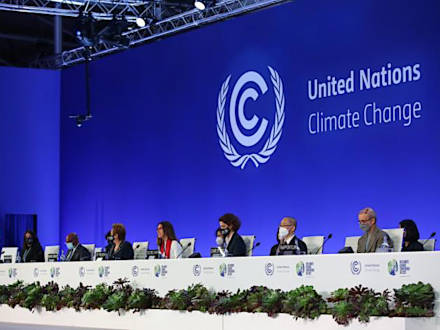 気候変動の「損失と被害」基金で合意 COP27、対策加速では前進なく閉幕