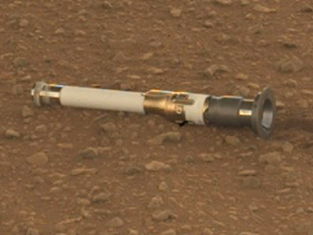 米火星探査車パーシビアランス、試料容器を地表に配置 地球回収へ着々