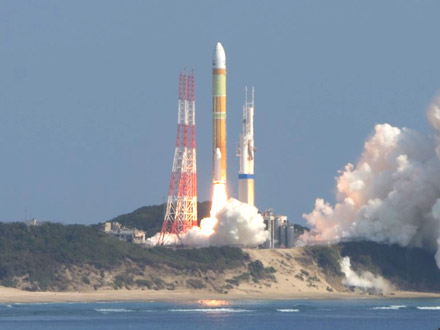 H3ロケット1号機打ち上げ失敗、宇宙開発に打撃 観測衛星だいち3号喪失