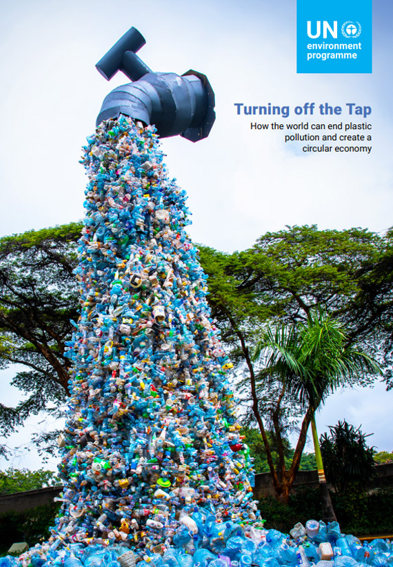 UNEP報告書「Turning off the Tap」の表紙（UNEP提供）