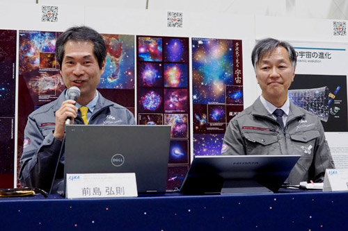 会見するクリズムチームの前島弘則氏（左）と田代信氏＝5日、相模原市中央区のJAXA宇宙科学研究所
