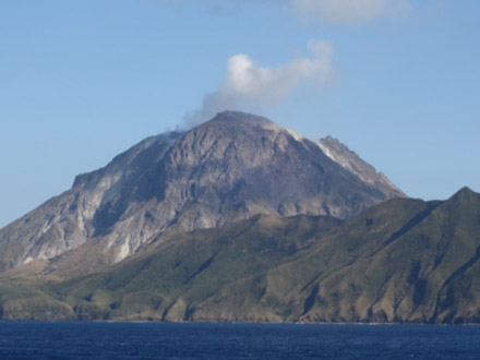 9000年かけてマグマが蓄積し巨大噴火起こす 海底火山「鬼界 9000年かけてマグマが蓄積し巨大噴火起こす 海底火山「鬼界