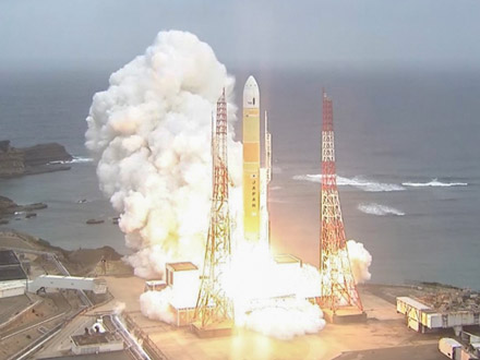 H3ロケット、3機連続打ち上げ成功 防衛通信衛星を搭載