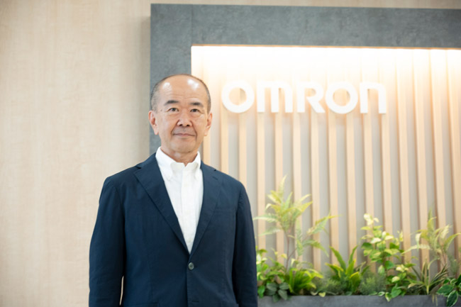 中間真一氏