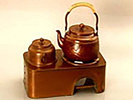 「技の彩」〜伝統工芸に息づく色〜 （18）銅色・江戸銅器（東京）