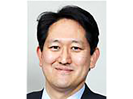 「次世代燃料電池産学連携研究センター開設 ? 基礎から実用化までワンストップの課題解決狙い」（佐々木一成 氏 ／ 九州大学 主幹教授・次世代燃料電池産学連携研究センター長）